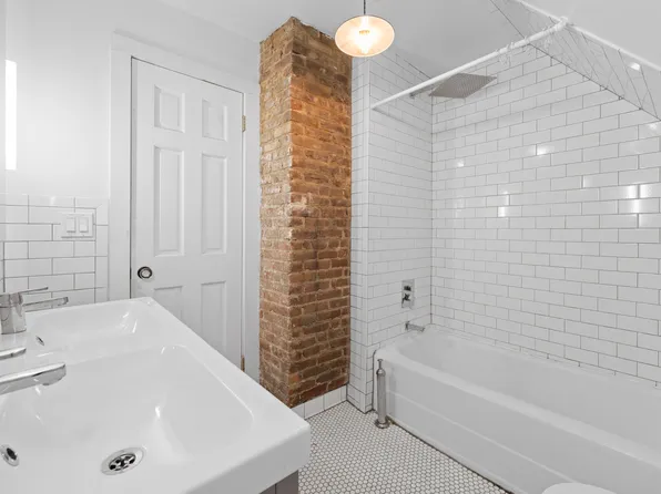 428 East 18th Street image 12 of 17