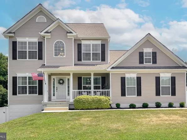 15816 Chalice Vine Ct, Hughesville, MD 20637