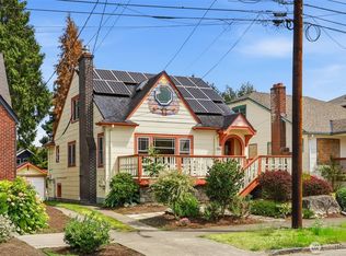 2316 41st Ave SW, Seattle, WA 98116