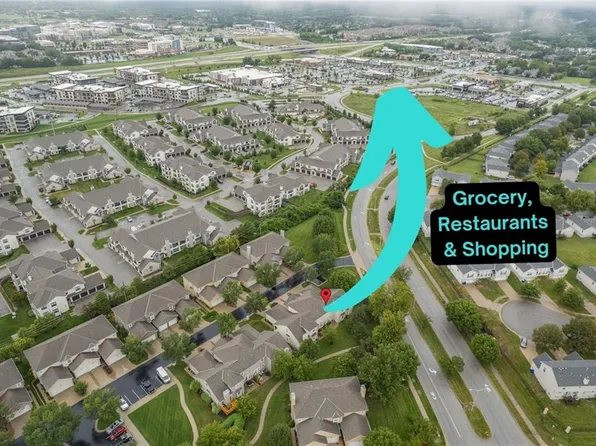 8937 Boehm Dr, Lenexa, KS 66219