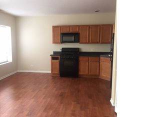 1904 E 79th St APT 302, Chicago, IL 60649