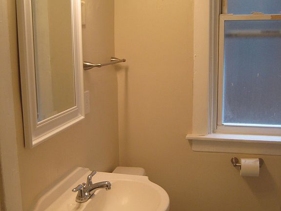 4th image of 2317 Sherbrook Street # Fl 2nd