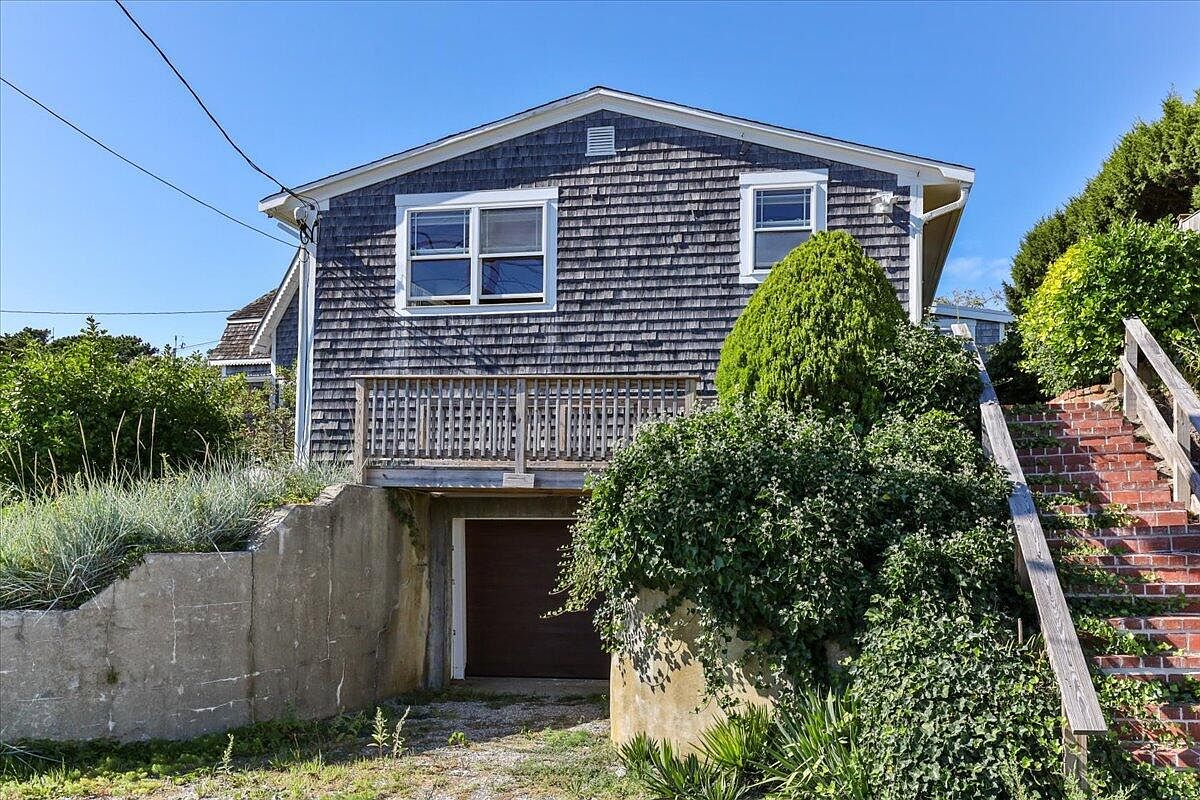 872 Commercial Street, Provincetown, MA 02657 Zillow