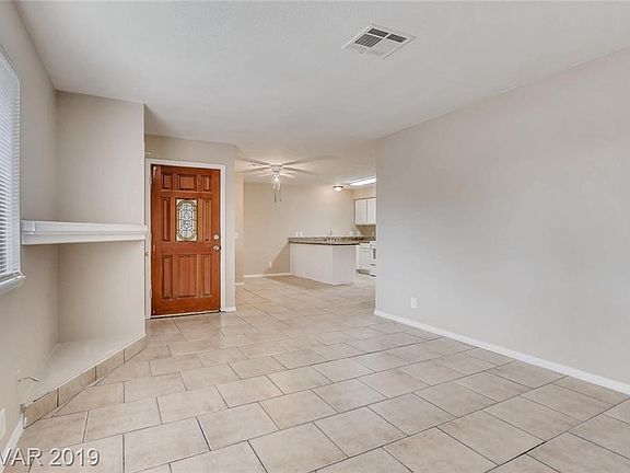 3rd image of 3541 Jungle Dr Unit 2