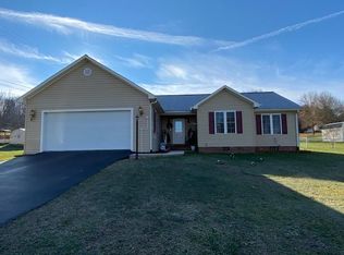 269 Whispering Pines Rd, Max Meadows, VA 24360