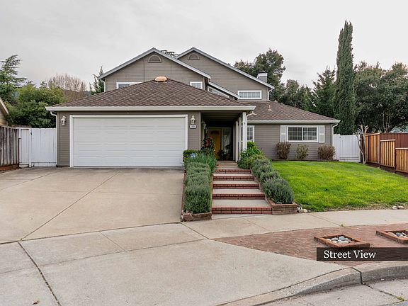 2nd image of 1480 Amber Ct