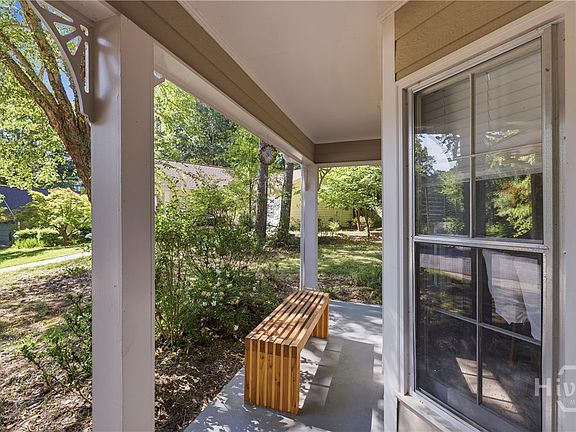 3rd image of 165 Diamond Drive