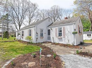 251 Sowams Rd, Barrington, RI 02806
