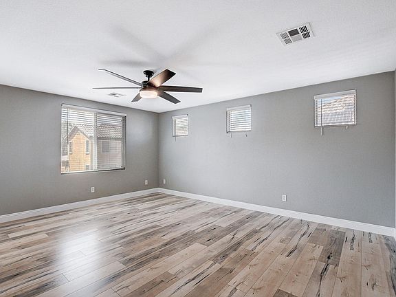 5th image of 5505 Grey Pointe St
