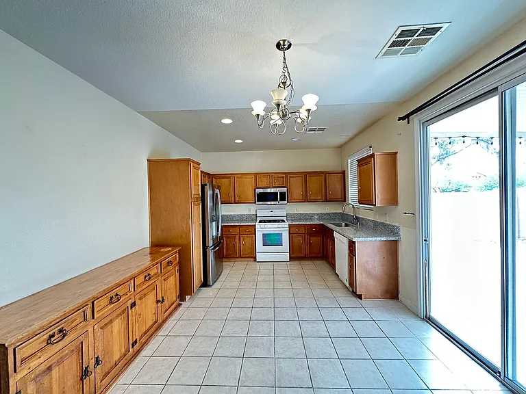 7509 Mulgrave Ct — Photo 8