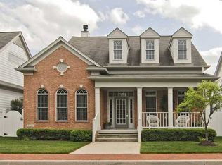 4221 Heyward Pl, Indianapolis, IN 46250