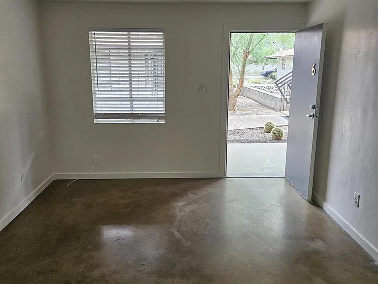 802 W Turney Ave #6A — Photo 6