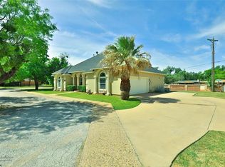 218 Elm Cove Cir, Abilene, TX 79605