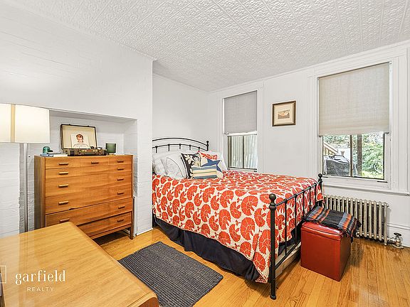5th image of 489 8th St Floor 1