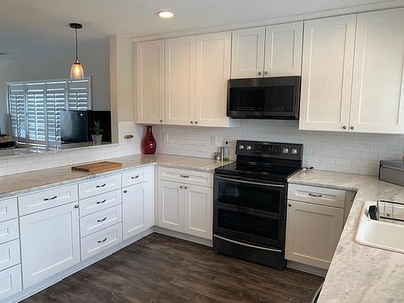 5th image of 5410 Pond Dr