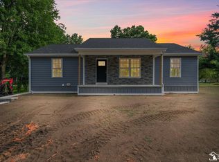 3360 School Rd, Temperance, MI 48182