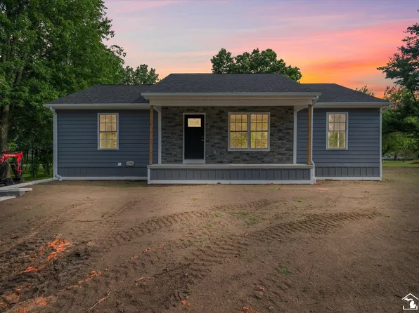 3360 School Rd, Temperance, MI 48182