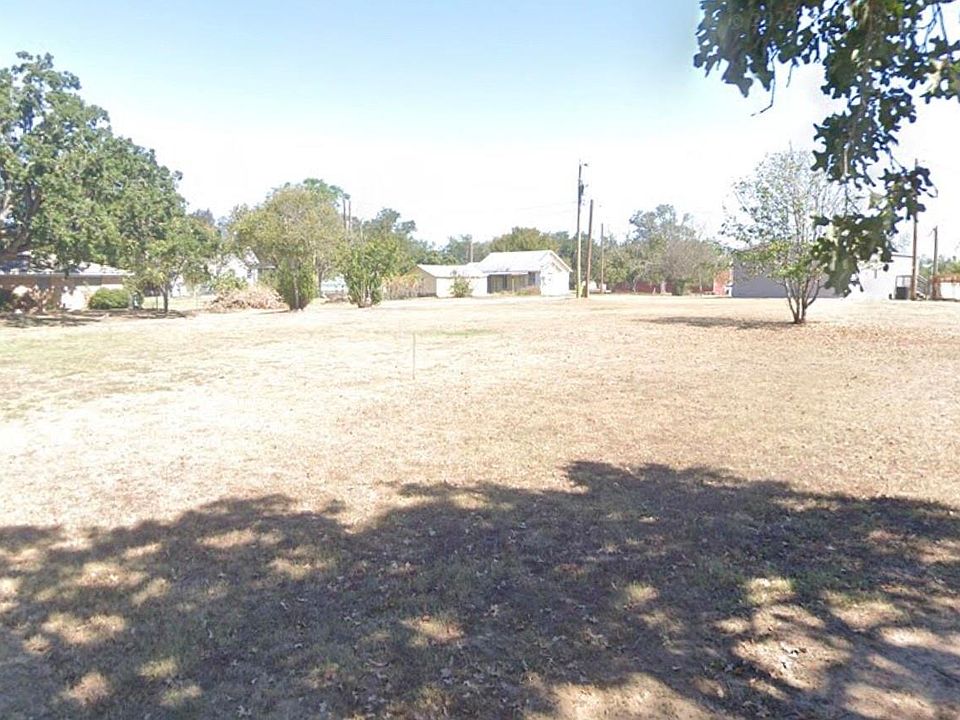 2nd image of 108 Brown Rd