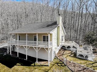 1072 Kyles Creek Rd, Hendersonville, NC 28792