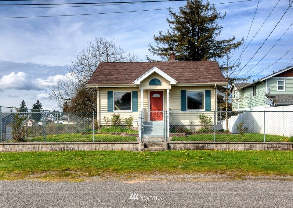1st image of 3630 E E Street