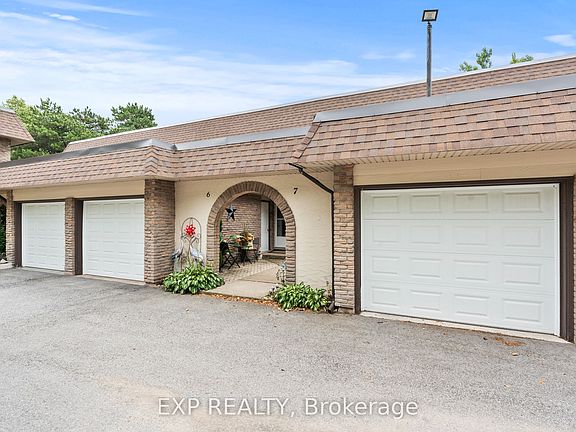 2nd image of 4230 Meadowvale Dr #7