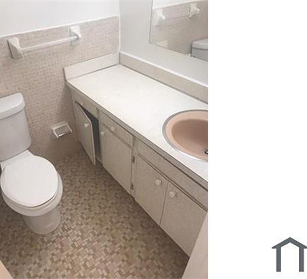 5th image of 1333 NW 15th St #11