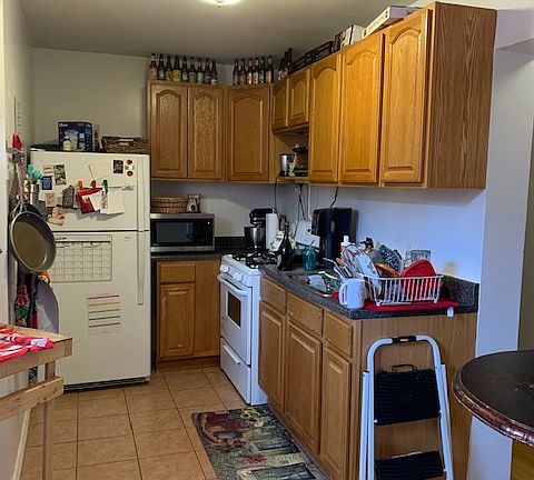 4th image of 585 E 21st St #U6b