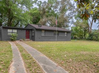 98 S Garfield Dr, Pensacola, FL 32506