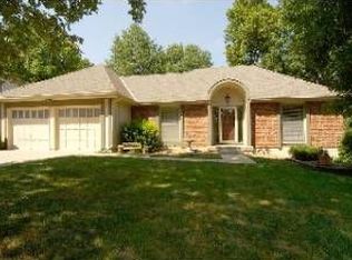 12008 W 100th Ter, Lenexa, KS 66215