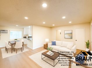 Villa East at Oxnard St., Van Nuys, CA 91401