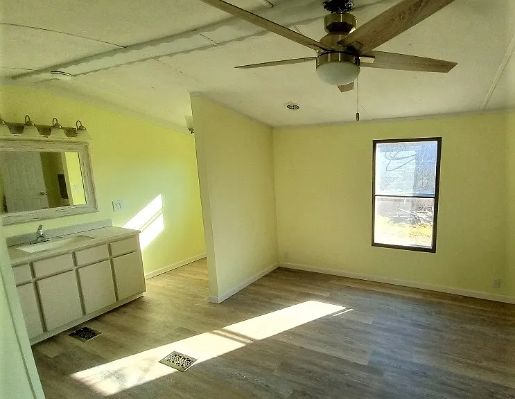 1138 Whitesides Rd — Photo 5