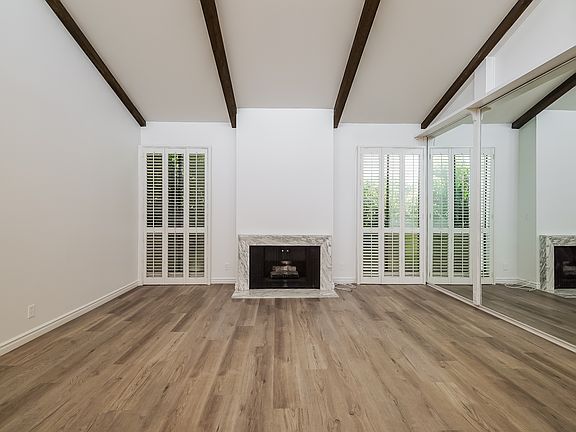 2nd image of 11805 Mayfield Ave APT 305