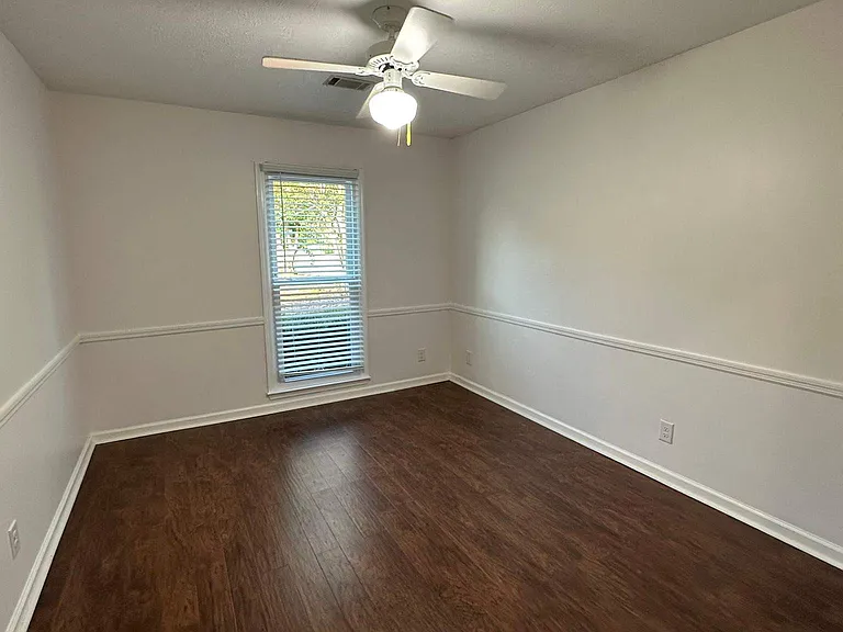 1525 Buk Ct — Photo 28
