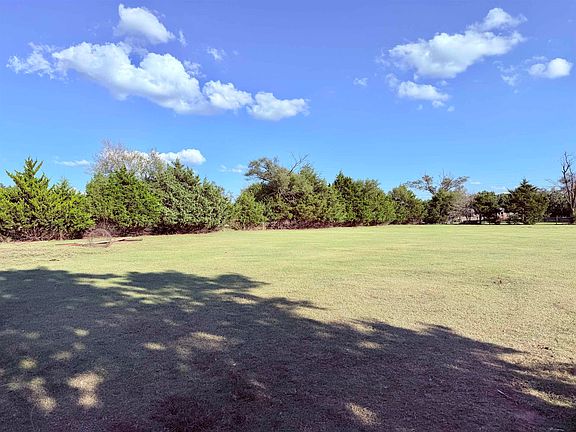 3rd image of 4533 SW 100th St