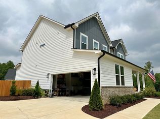 227 Prince Place Dr, Fuquay Varina, NC 27526