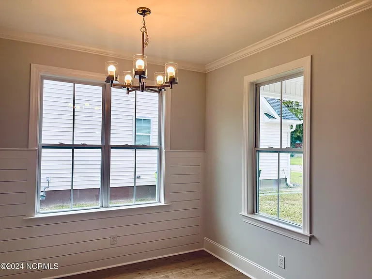 3842 W Wilson St — Photo 13