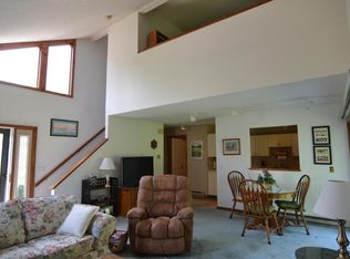 7 Cobble Stone Cv, Pittsfield, MA 01201