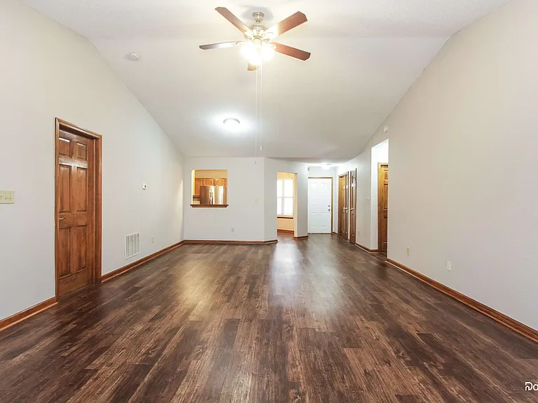 7028 Gimbel Ct — Photo 5
