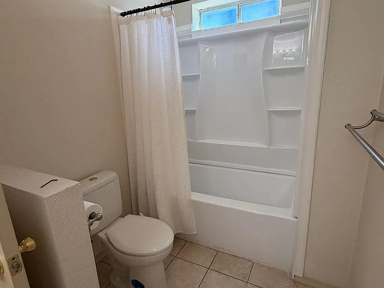 2353 Sierra Vista Ct — Photo 8