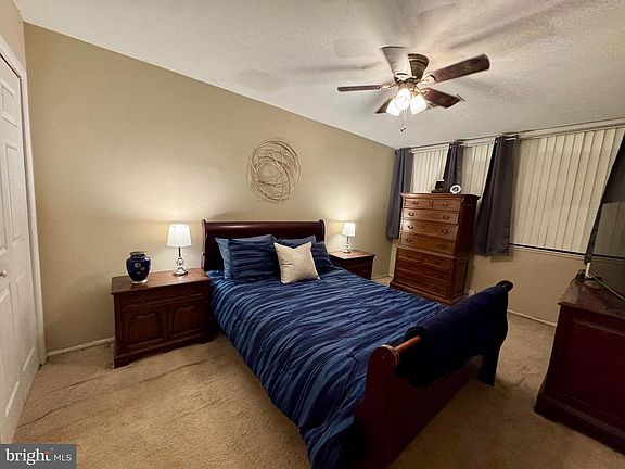 5th image of 16 S Van Dorn St APT 602