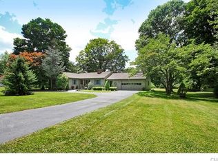 17 Blueberry Hill Rd, Weston, CT 06883