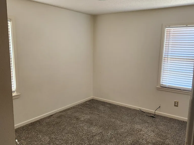 2167 Bridge Ave — Photo 13