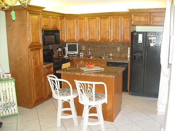 2nd image of 2805 SW 11th Pl