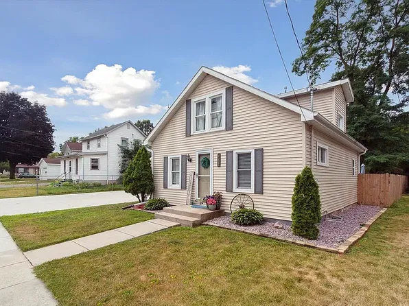 345 Greenman St, Milton, WI 53563
