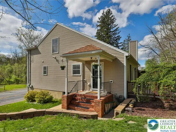 1949 Bushkill Dr, Easton, PA 18040