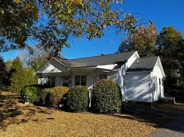 261 California Ave, Spartanburg, SC 29303