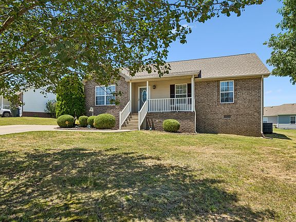 4th image of 518 Polo Ln