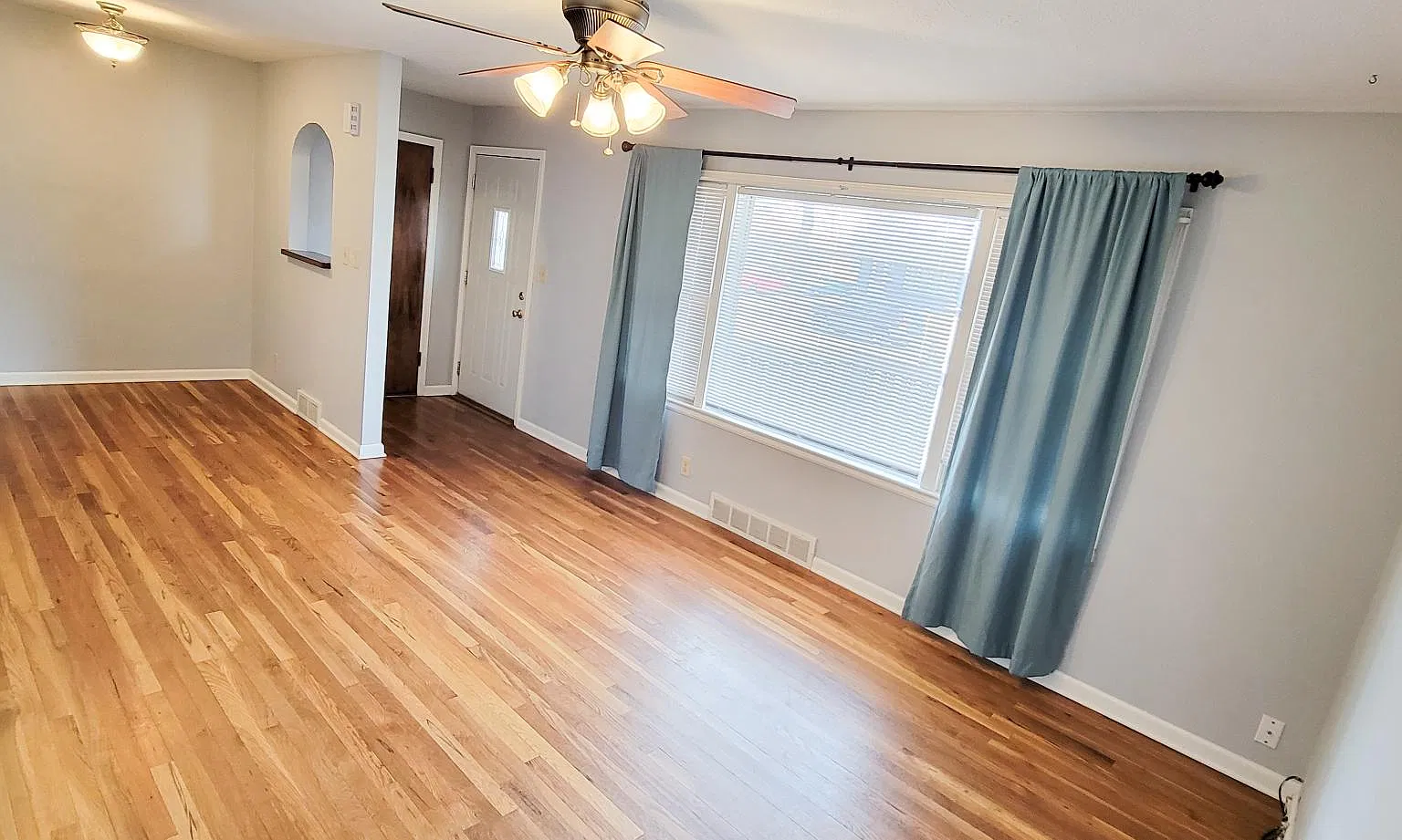 4 bed, 1265 sqft, $1,650 — Photo 1