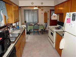 4th image of 129 Fernwood Dr
