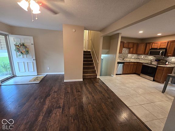 5th image of 969 Stonegate Rd